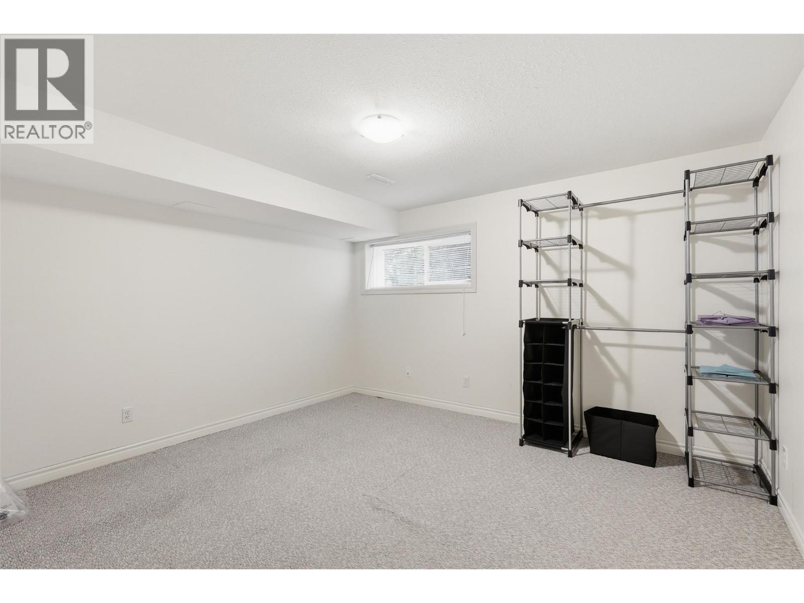 977 GARYMEDE Court - 48