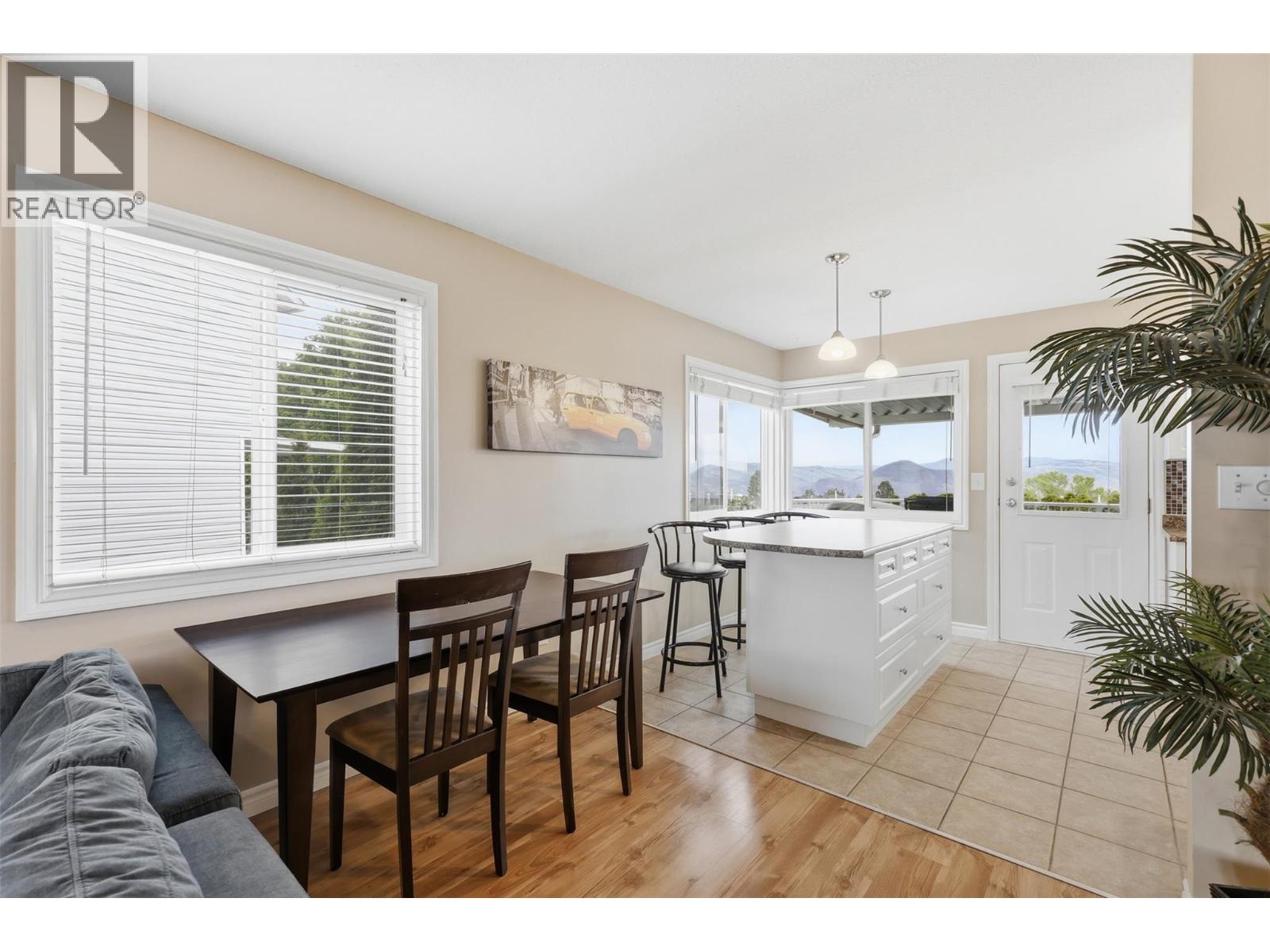 977 GARYMEDE Court - 15
