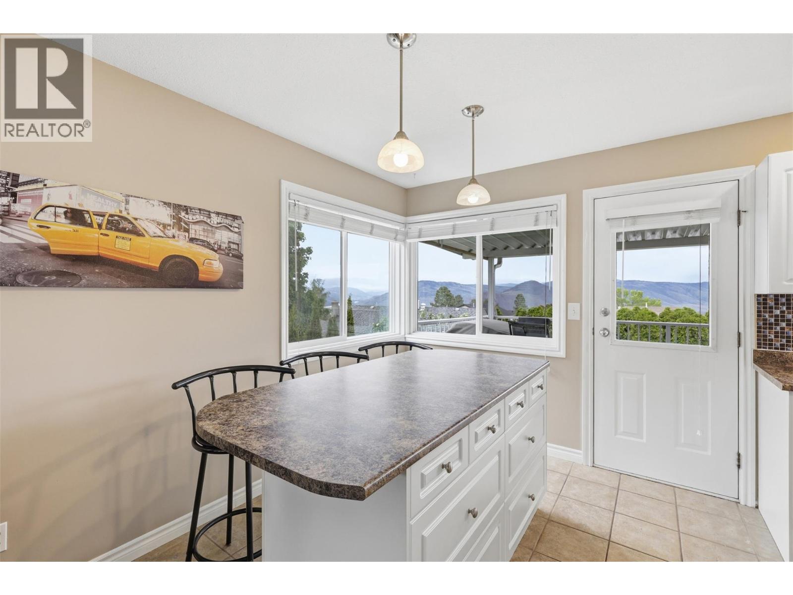 977 GARYMEDE Court - 16