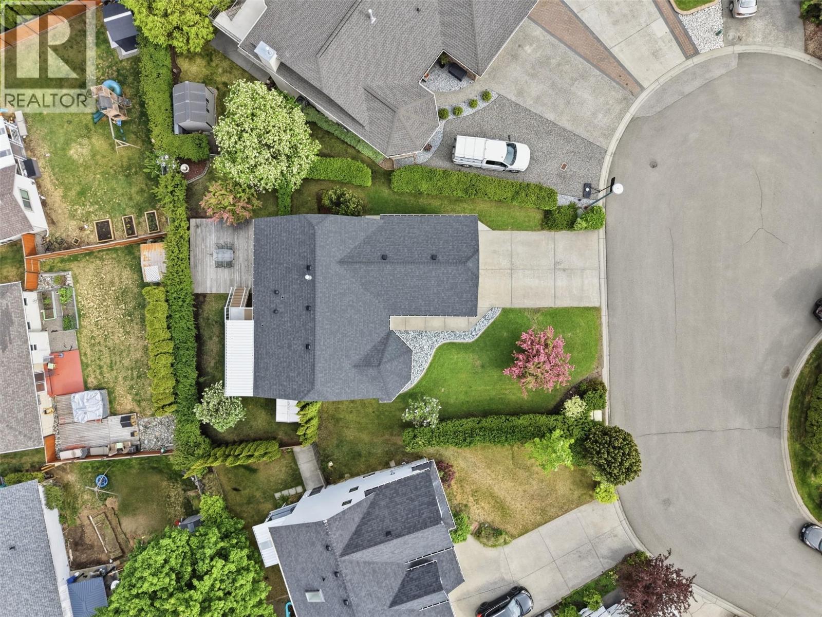 977 GARYMEDE Court - 79