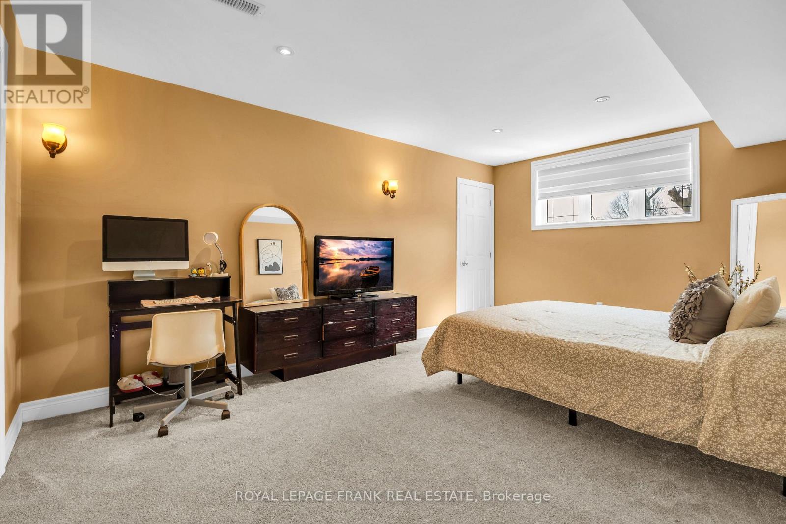 375 ST LAWRENCE DRIVE - 28
