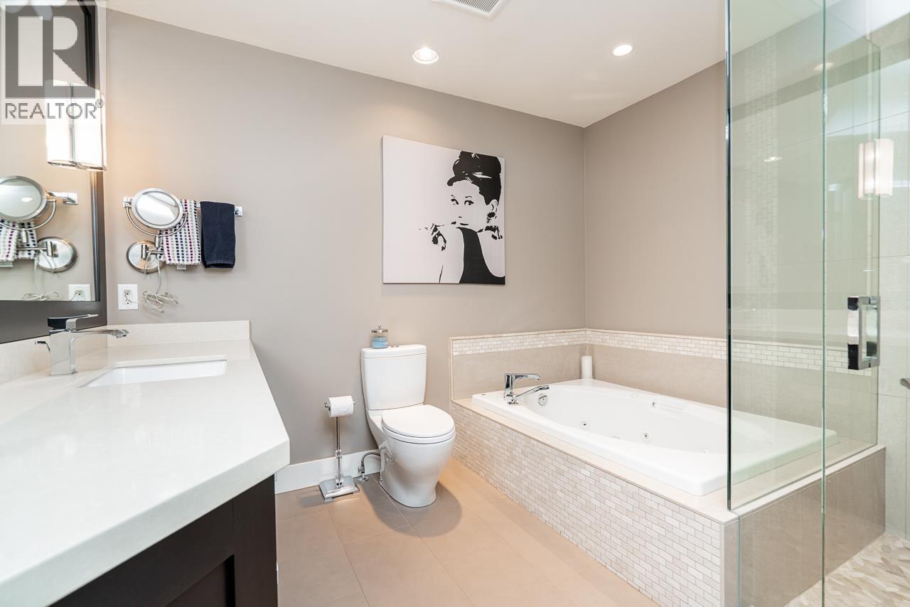 22 4055 INDIAN RIVER DRIVE, North Vancouver