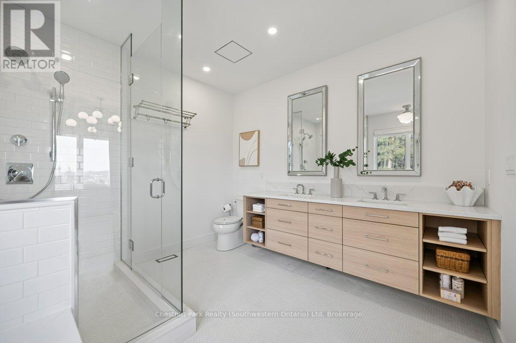 27 VARDON DRIVE - 29