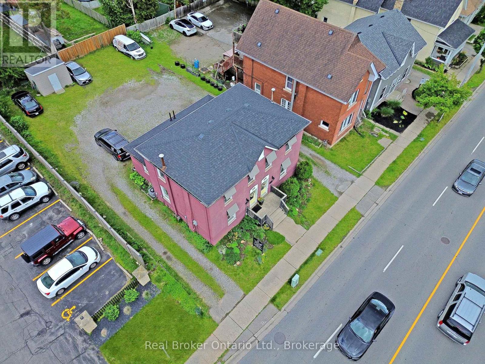 275 BRANT AVENUE - 5