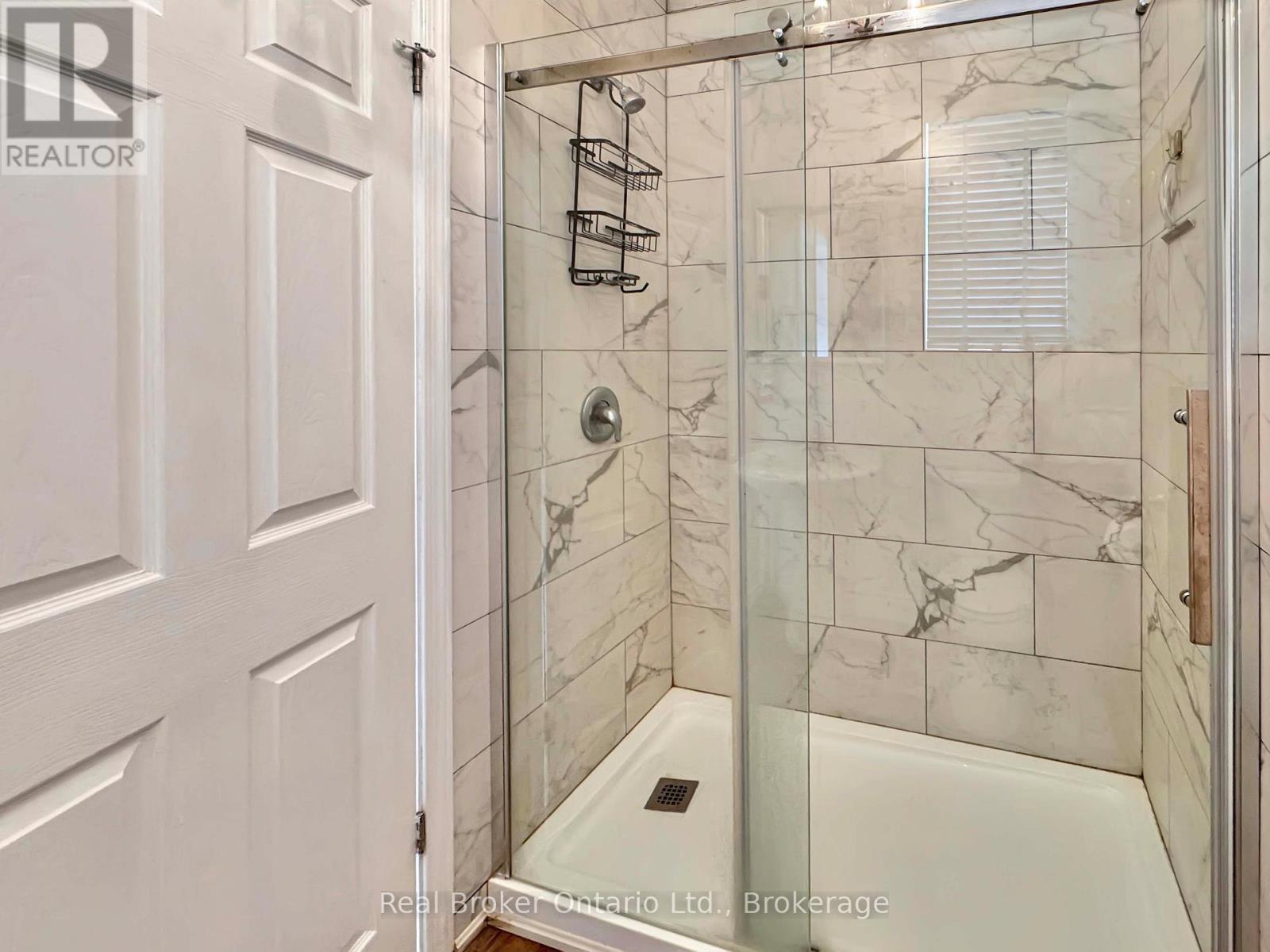273 BRANT AVENUE - 15
