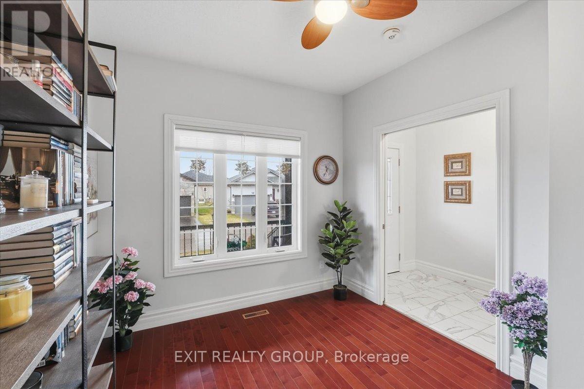 12 DORCHESTER DRIVE - 15