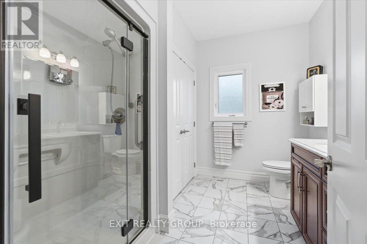 12 DORCHESTER DRIVE - 20
