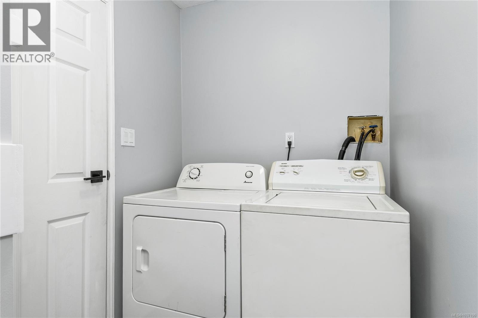 876 Springbok Rd - 30