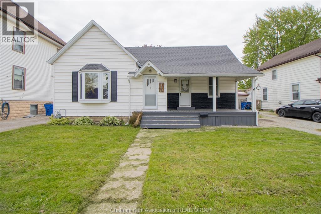 330 Nelson STREET - 1