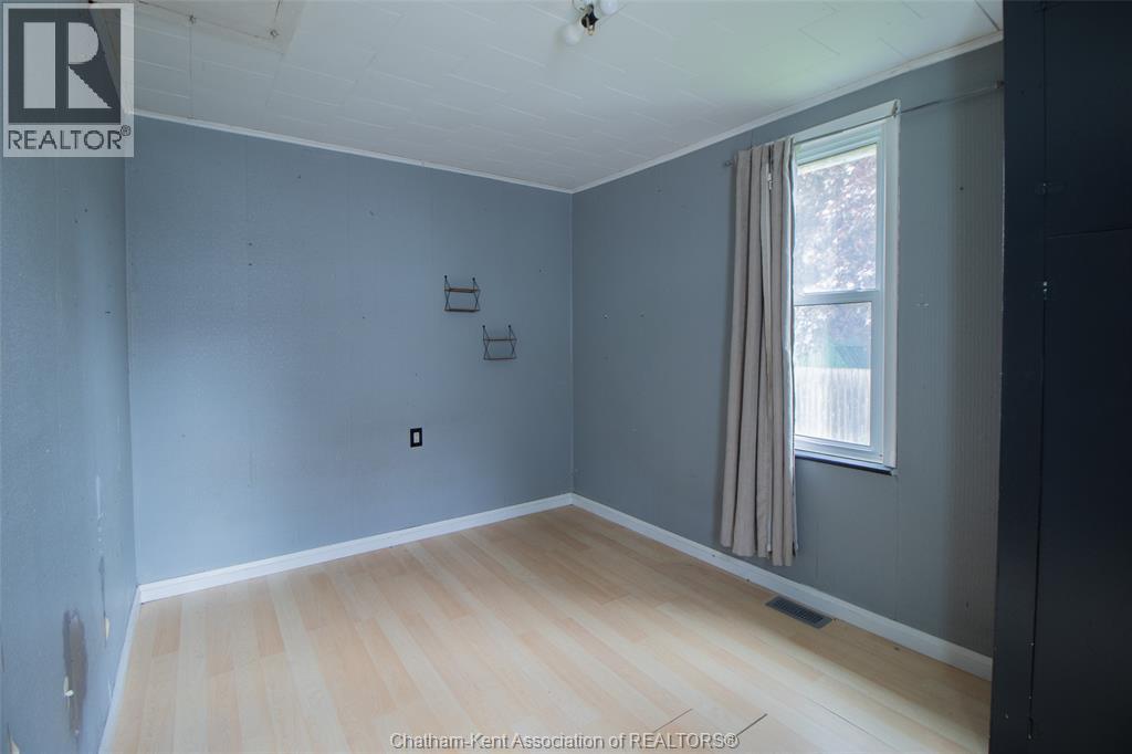 330 Nelson STREET - 13