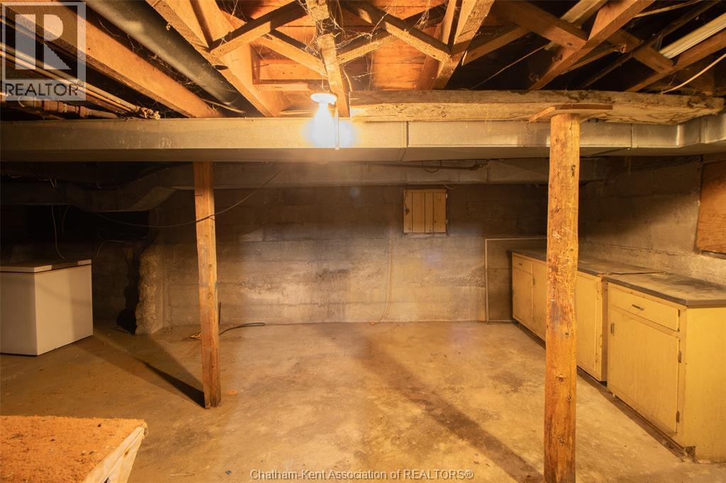 330 Nelson STREET - 19