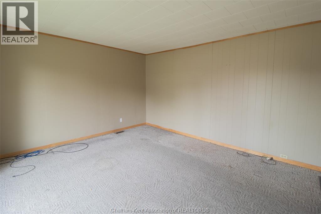 330 Nelson STREET - 6