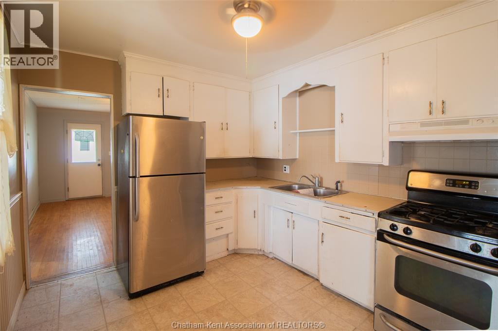 330 Nelson STREET - 8