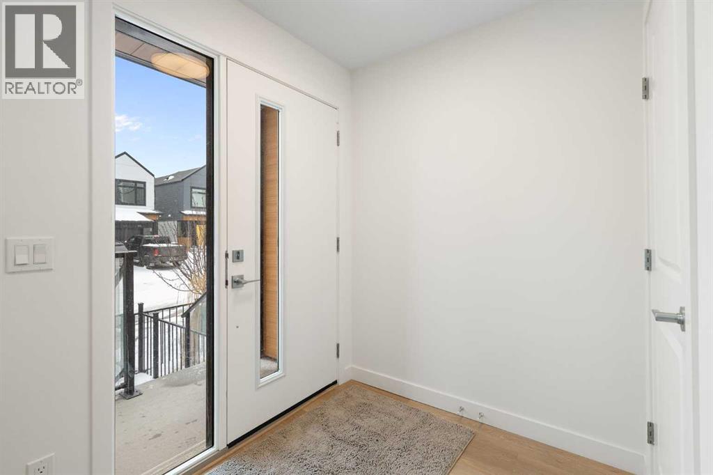 8528 21 Avenue SE - 29