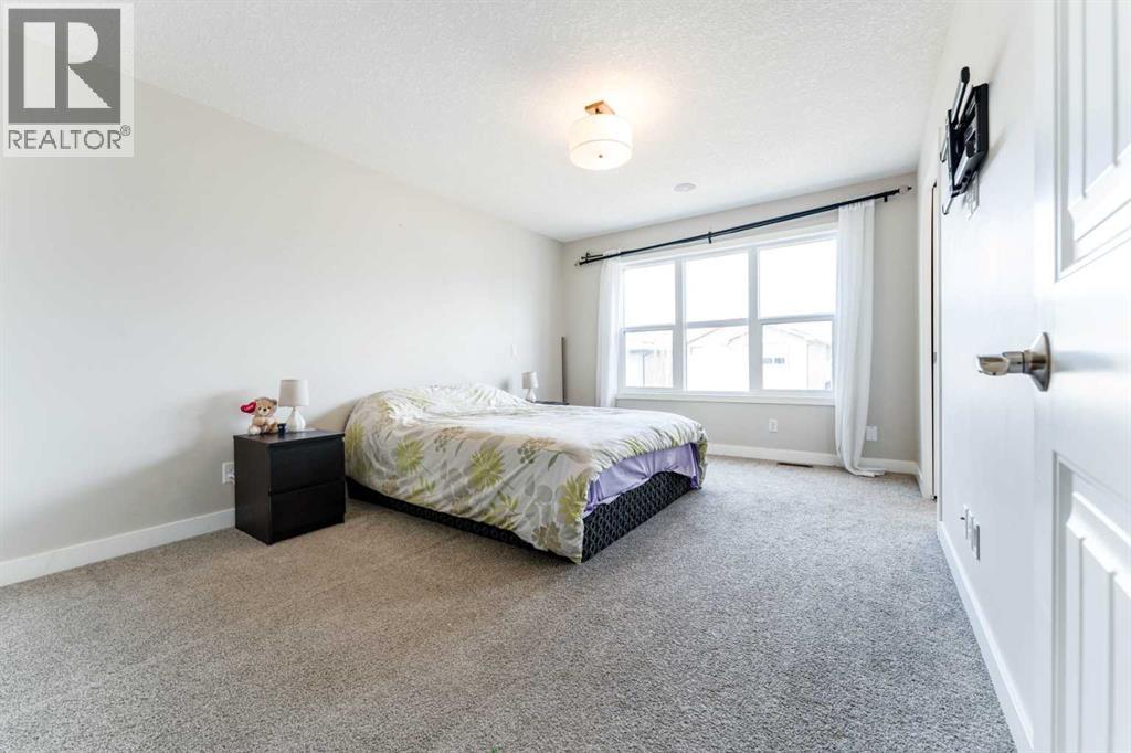 42 Buckskin Way, Cochrane