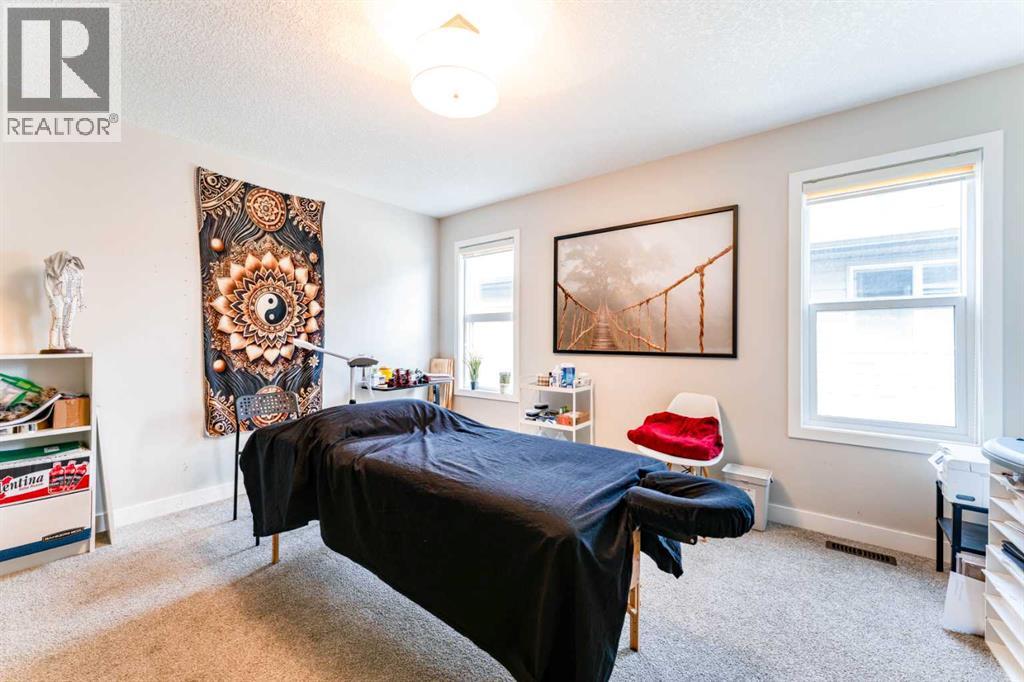 42 Buckskin Way, Cochrane