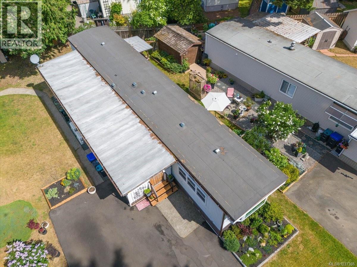 #53 1247 Arbutus Rd - 10