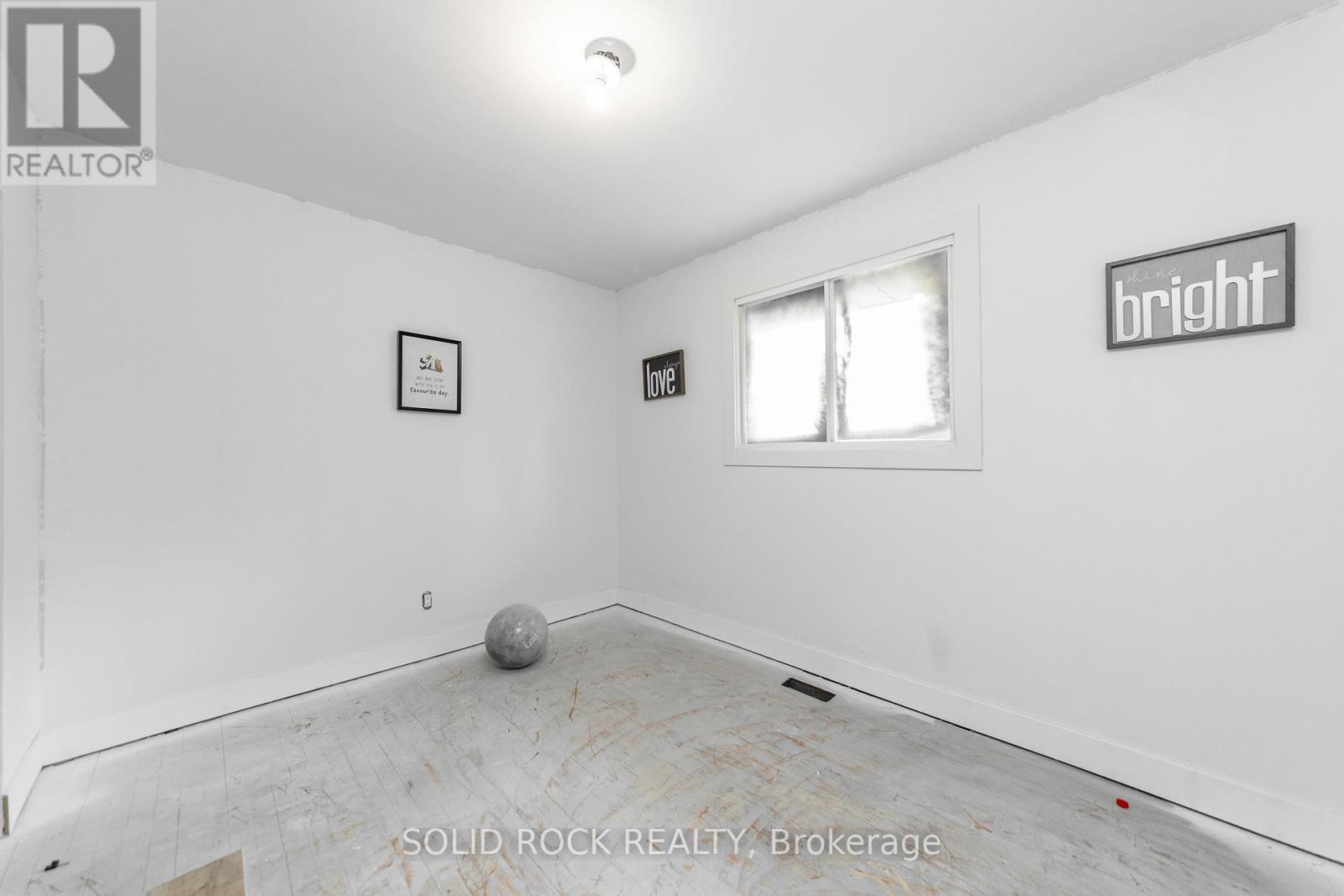20 NORWAY SPRUCE STREET - 18