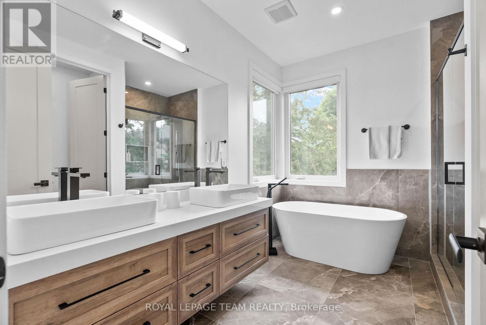 278 AVONDALE AVENUE - 24