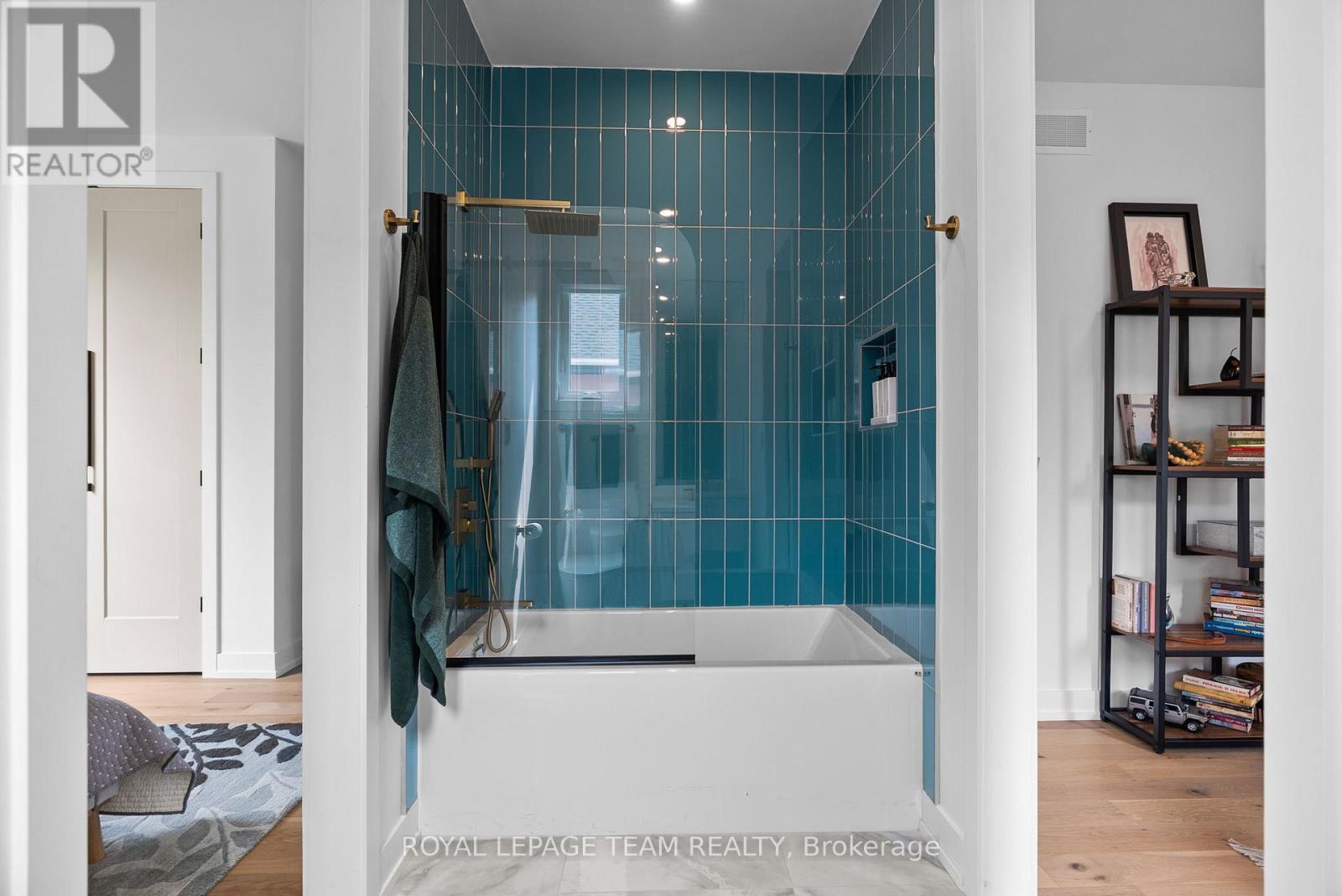 278 AVONDALE AVENUE - 28