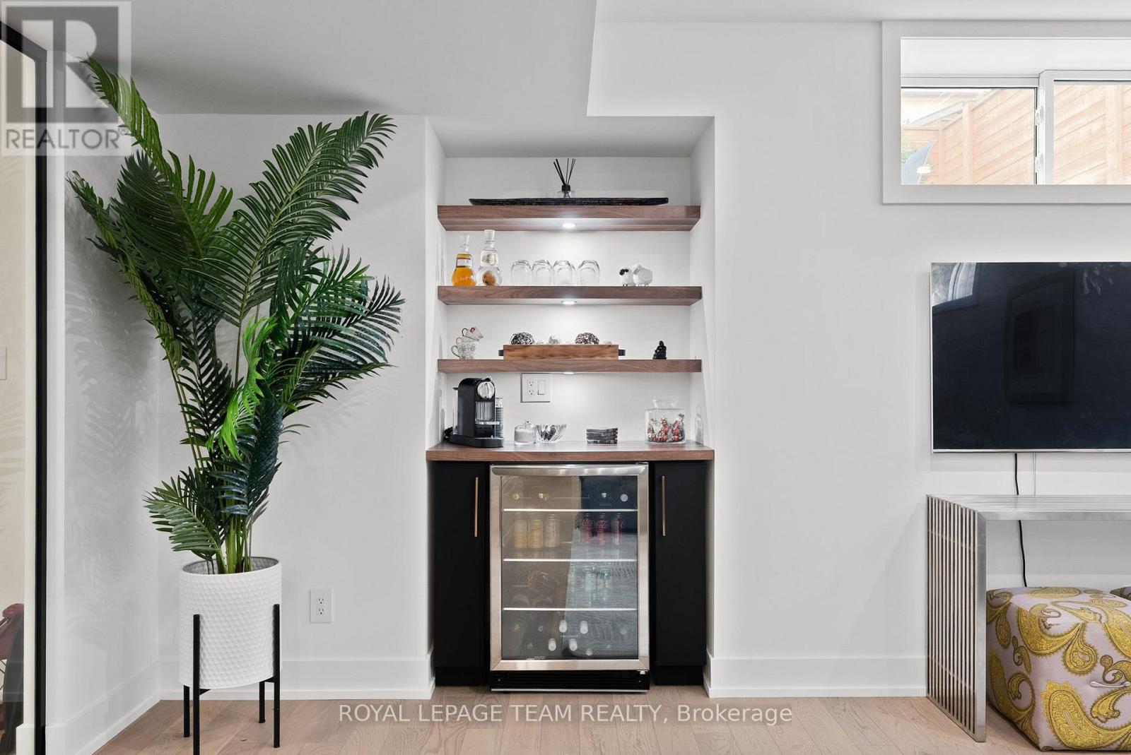 278 AVONDALE AVENUE - 34