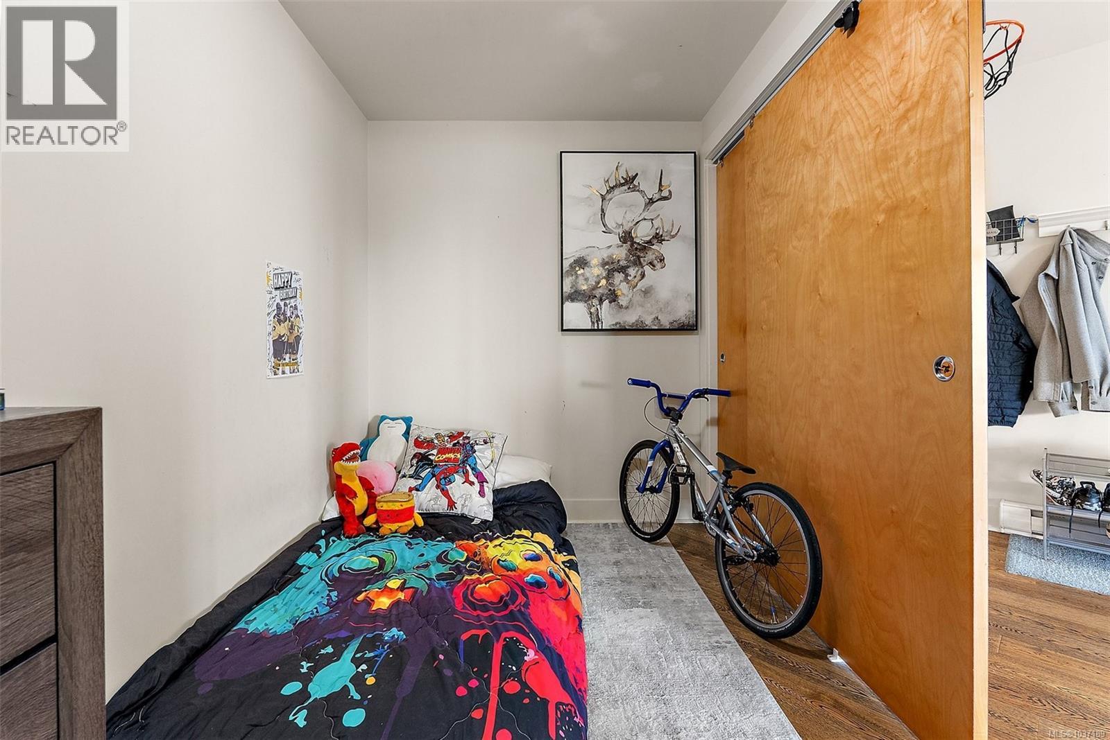 #532 2745 Veterans Memorial Pkwy - 21