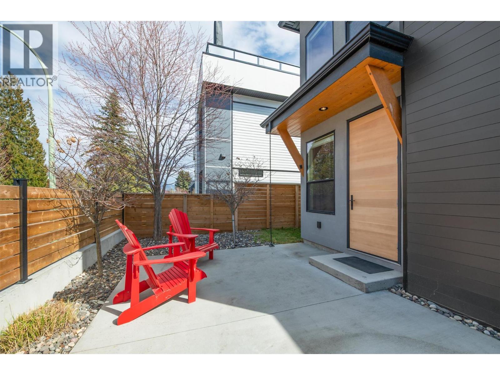  553 Patterson Avenue, Kelowna