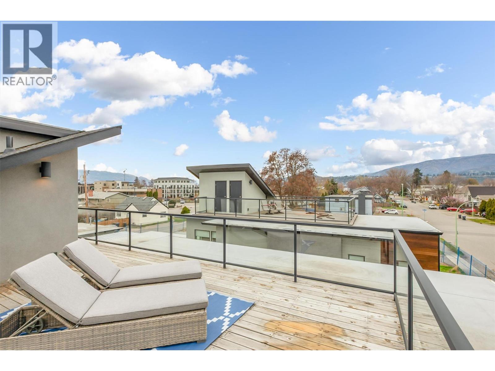  553 Patterson Avenue, Kelowna