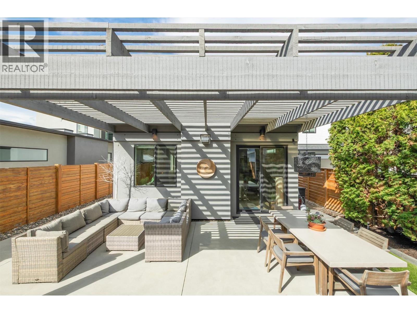  553 Patterson Avenue, Kelowna