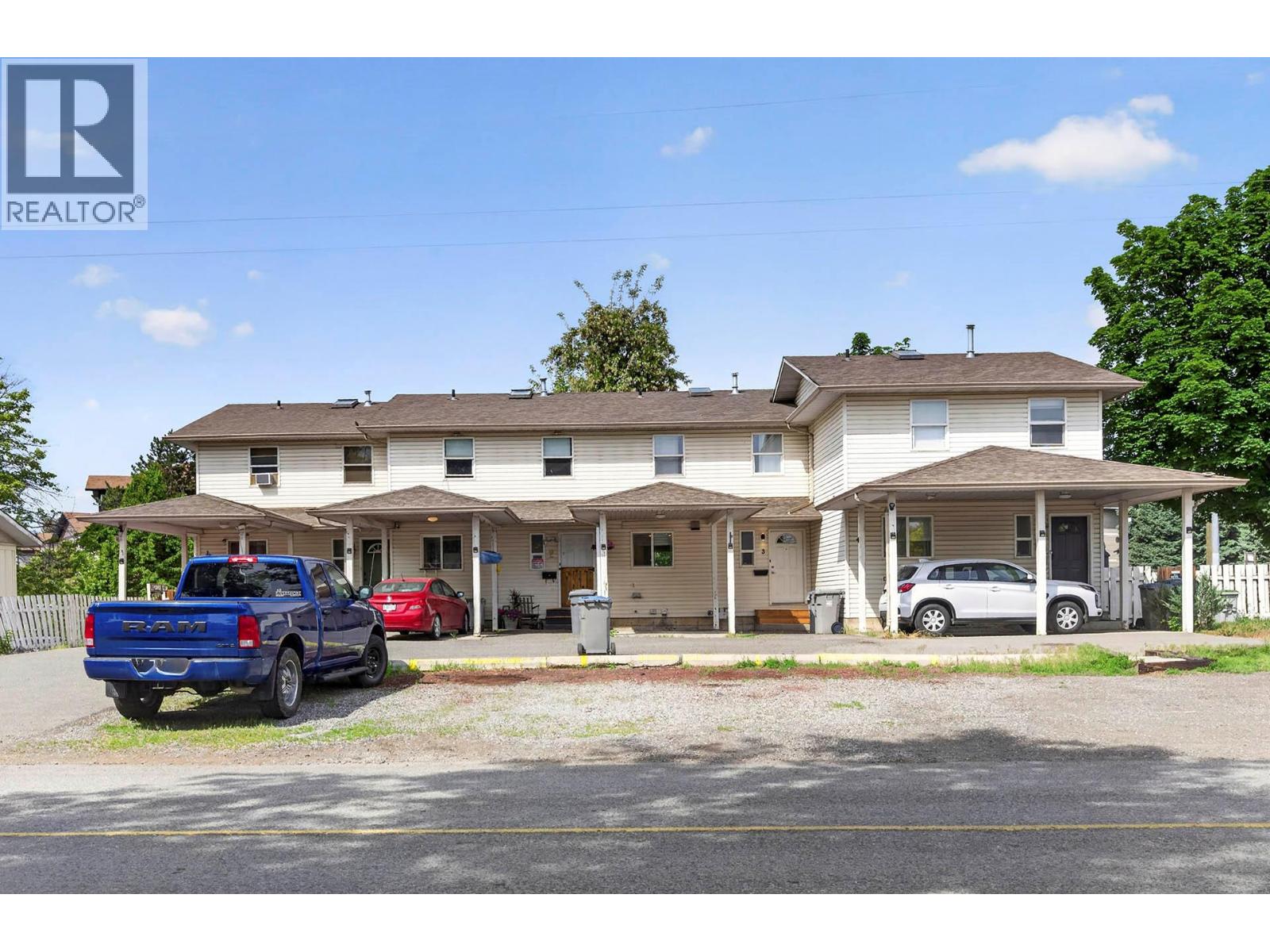 #3 790 Holt Street - Image 2