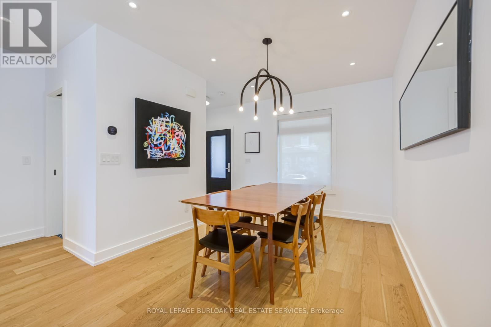 103 HARCOURT AVENUE - 5