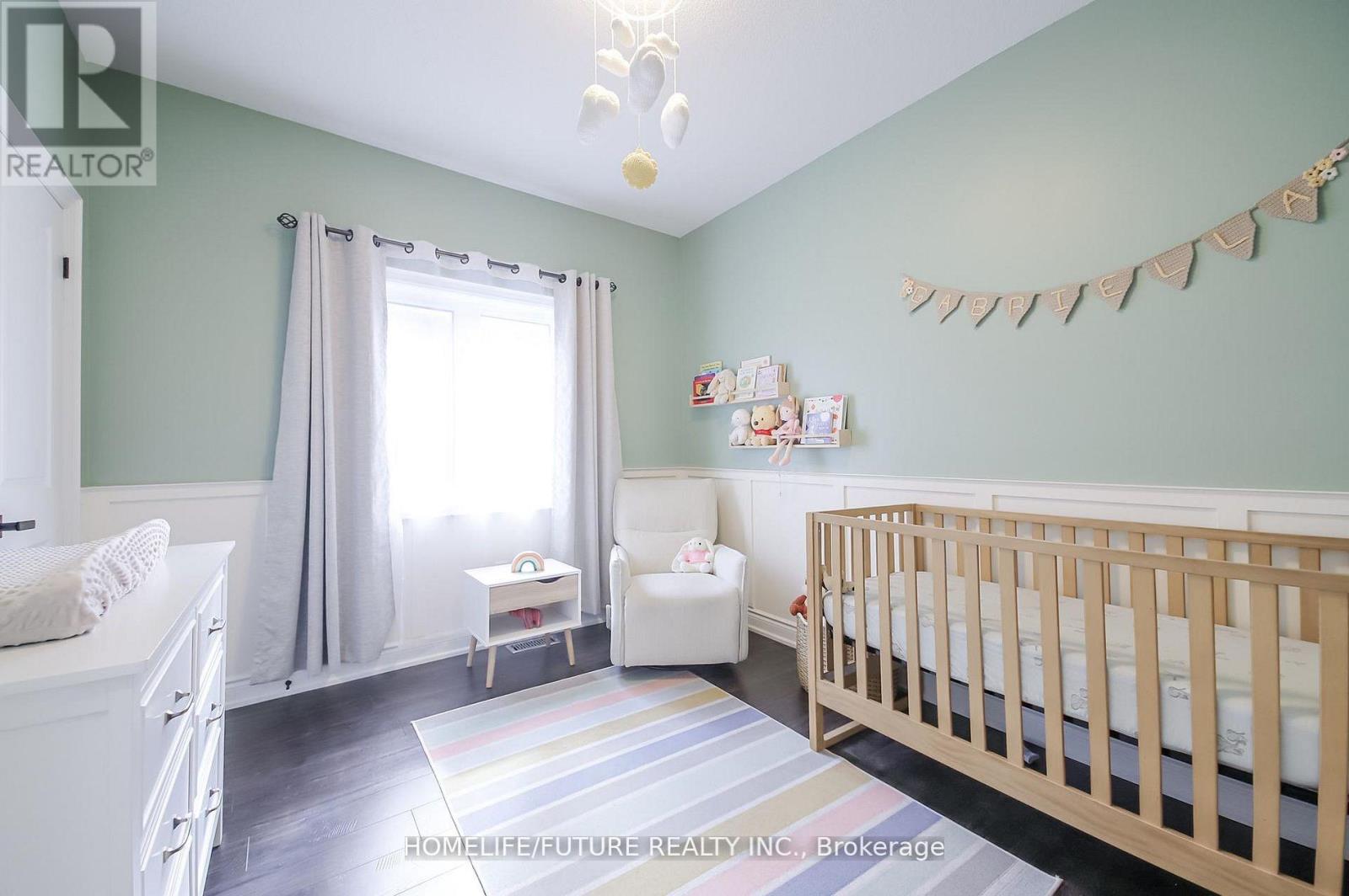 27 OGSTON CRESCENT - 29
