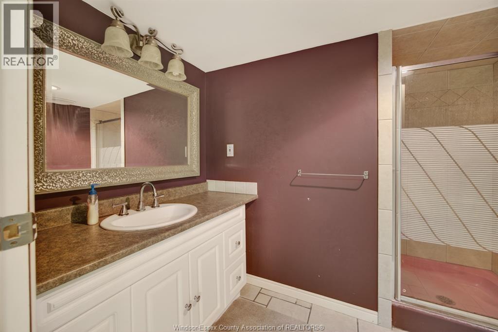 2821 Lionel, Windsor, Ontario — Photo 7
