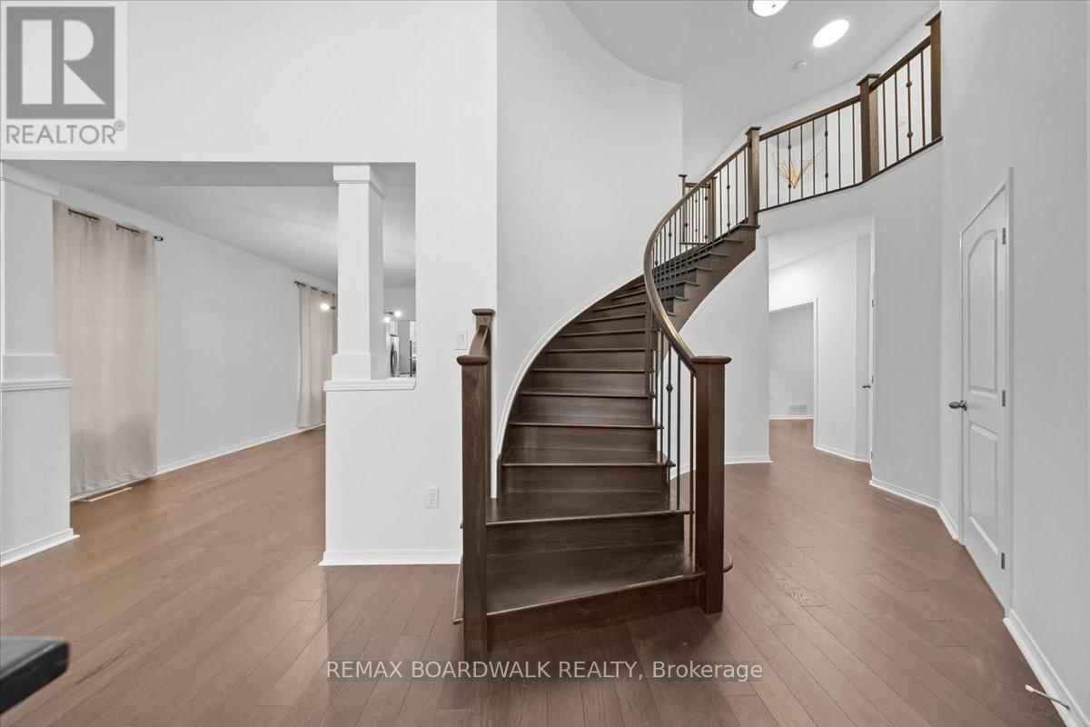 333 HALIBURTON HEIGHTS - 28