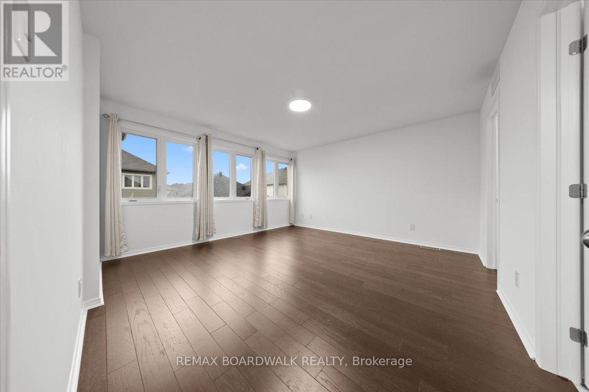 333 HALIBURTON HEIGHTS - 41