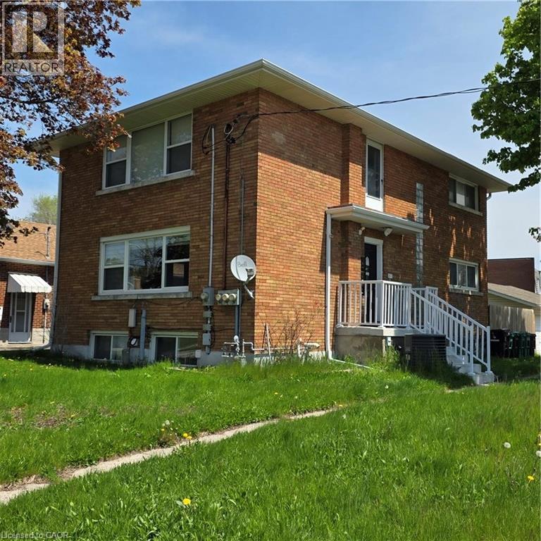 112 HEIMAN Street Unit# 3, Kitchener, Ontario, N2M3L6 — Photo 3