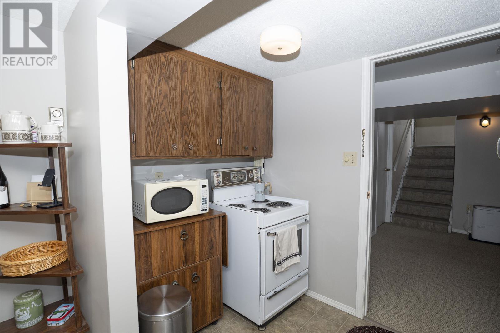 237 Windemere AVE S, Thunder Bay, Ontario, P7B4M8 — Photo 4