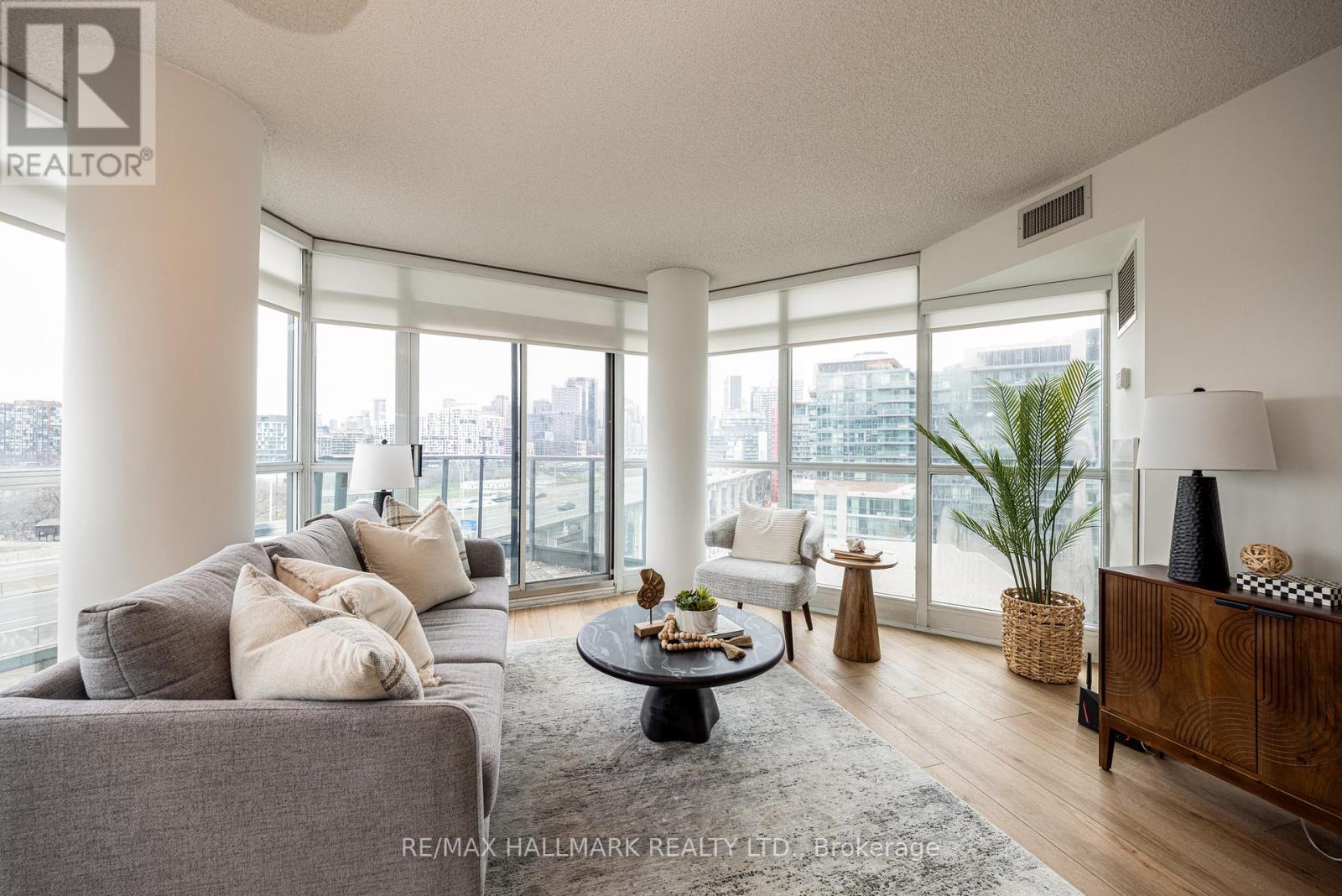 #1120 231 FORT YORK BOULEVARD - 8