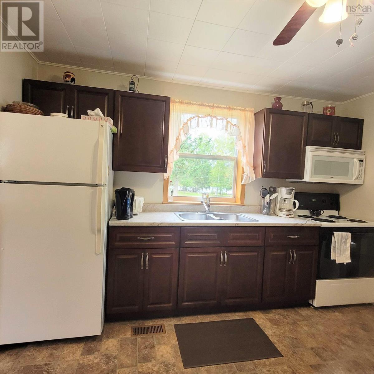 432 Stewart Road - 16