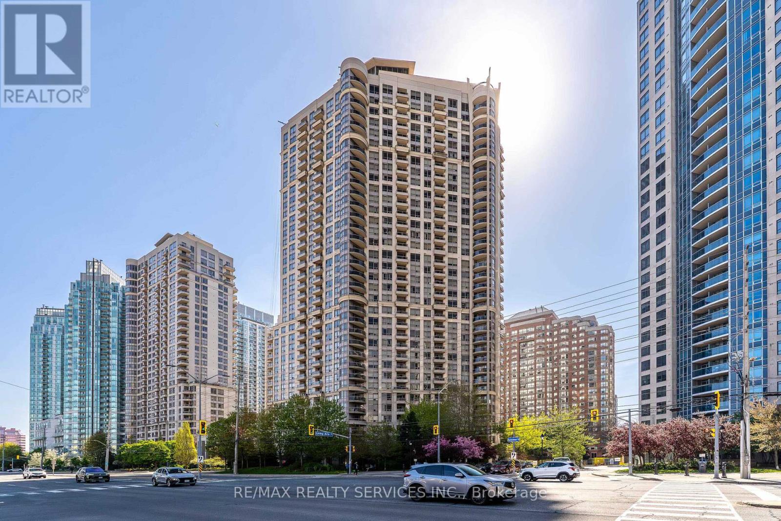 #1711 310 BURNHAMTHORPE ROAD W - 2