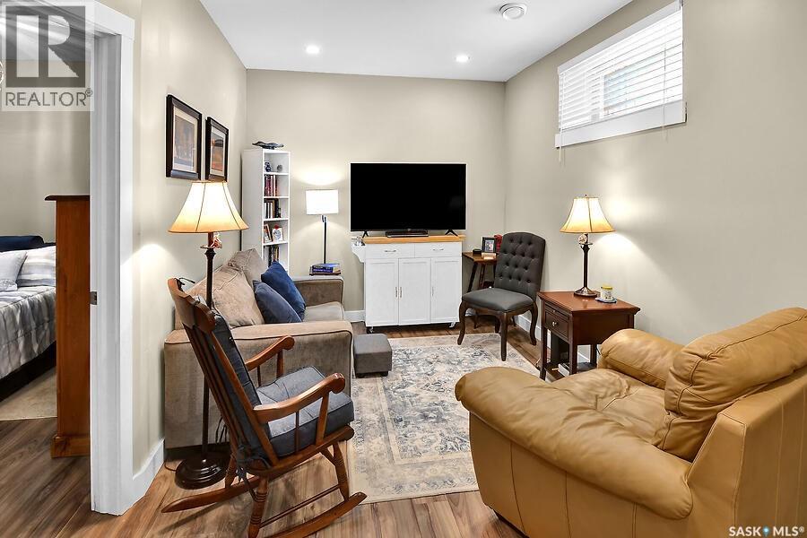 524 Maple CRESCENT - 22