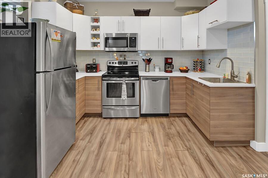 524 Maple CRESCENT - 24