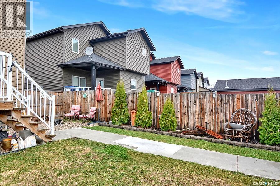 524 Maple CRESCENT - 34