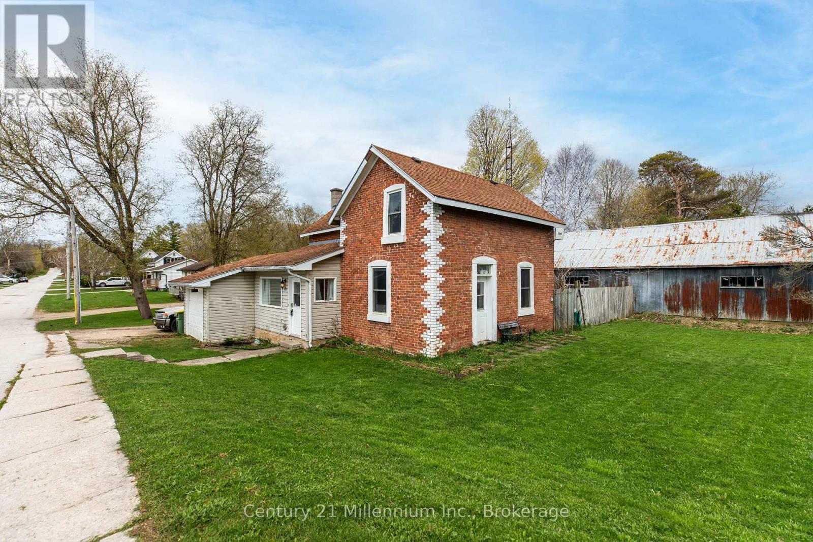 15 ELLEN STREET - Image 2