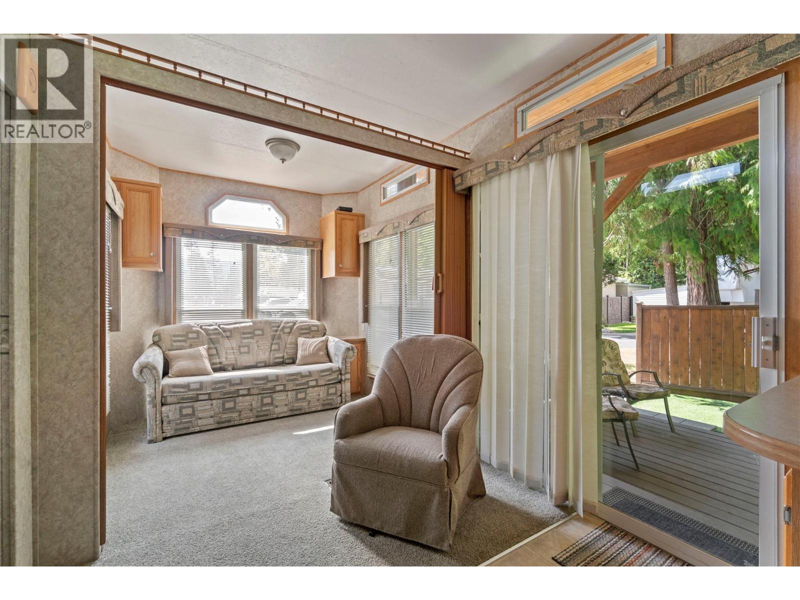 8 1131 Pine Grove Road, Scotch Creek