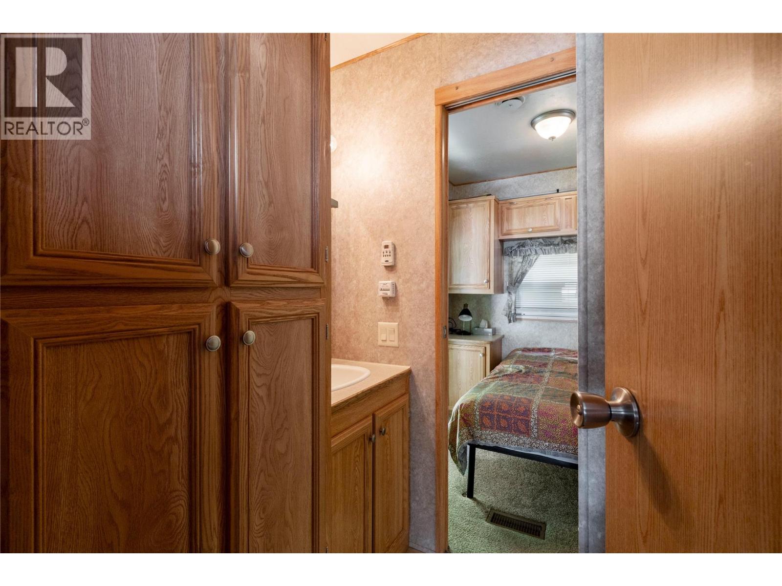 8 1131 Pine Grove Road, Scotch Creek