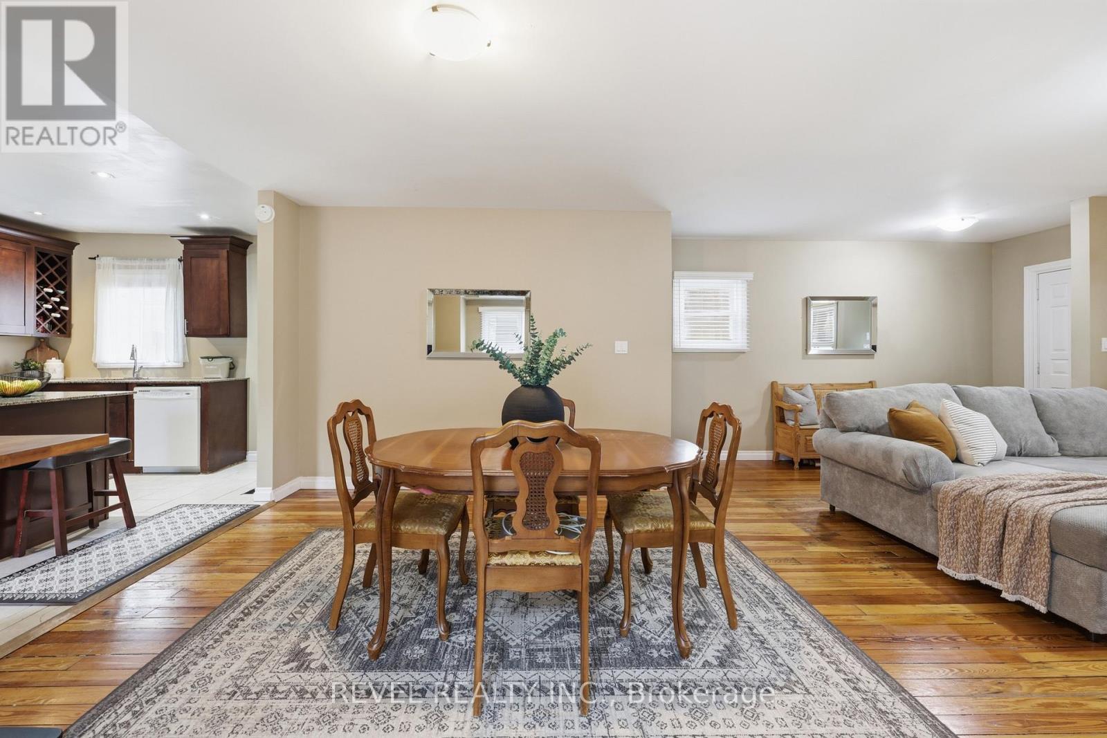 21 BERRYMAN AVENUE - 6