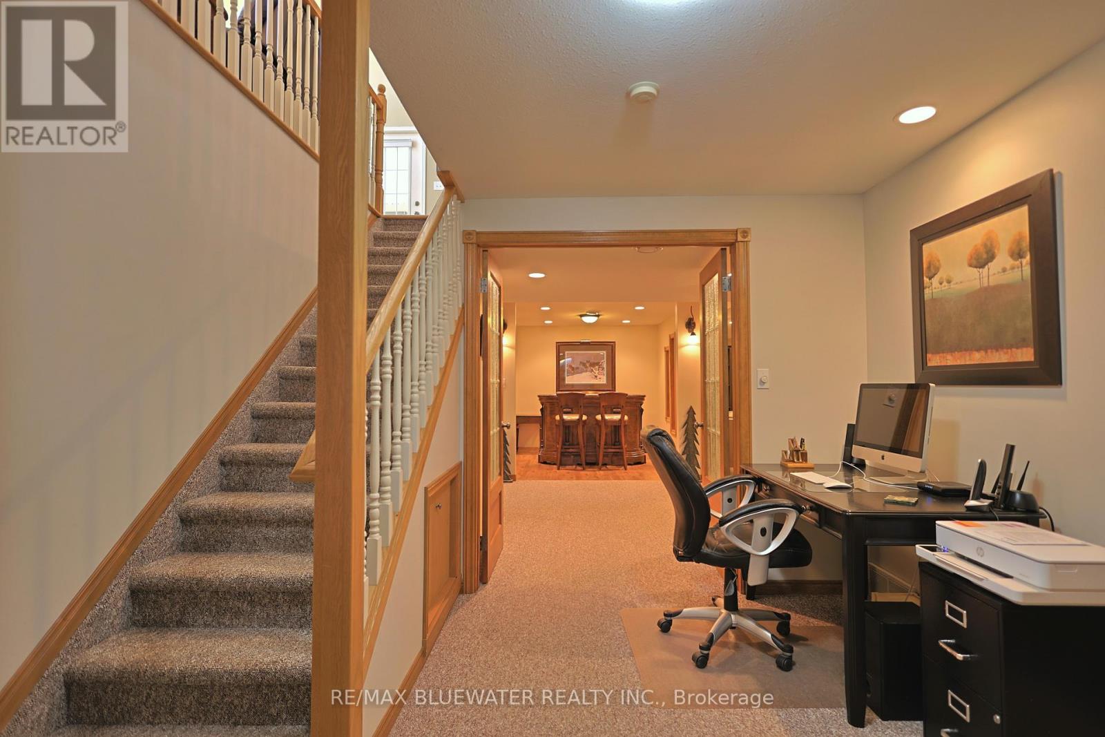 295 MAIN STREET - 30