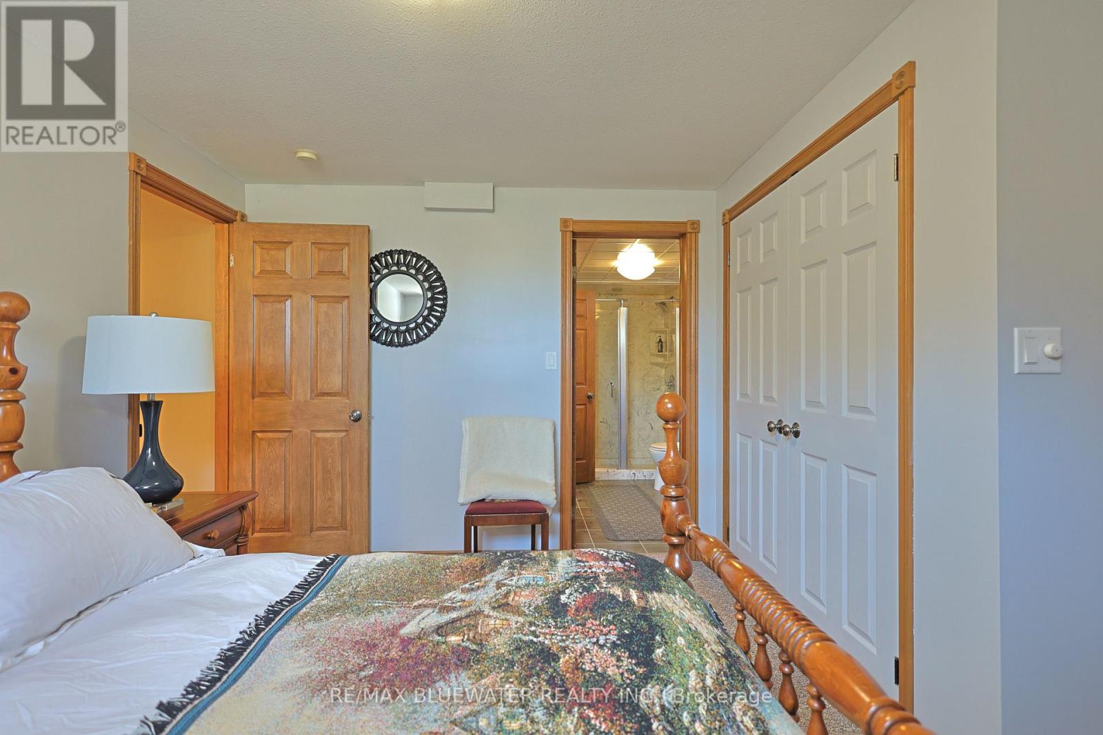 295 MAIN STREET - 37