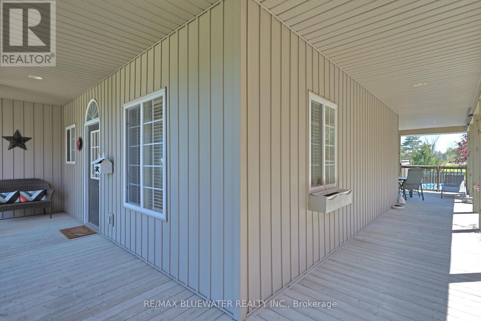 295 MAIN STREET - 39